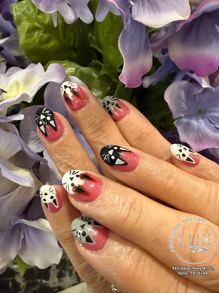 Lux Nail Bar